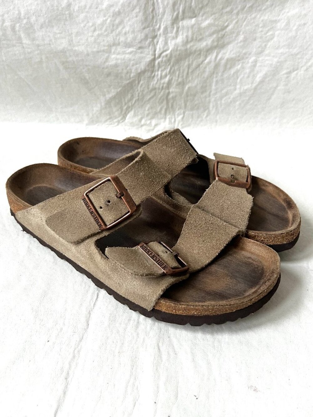 Birkenstock sandals Arizona beige suede 39 8 8.5 womens slide soft footbed taupe